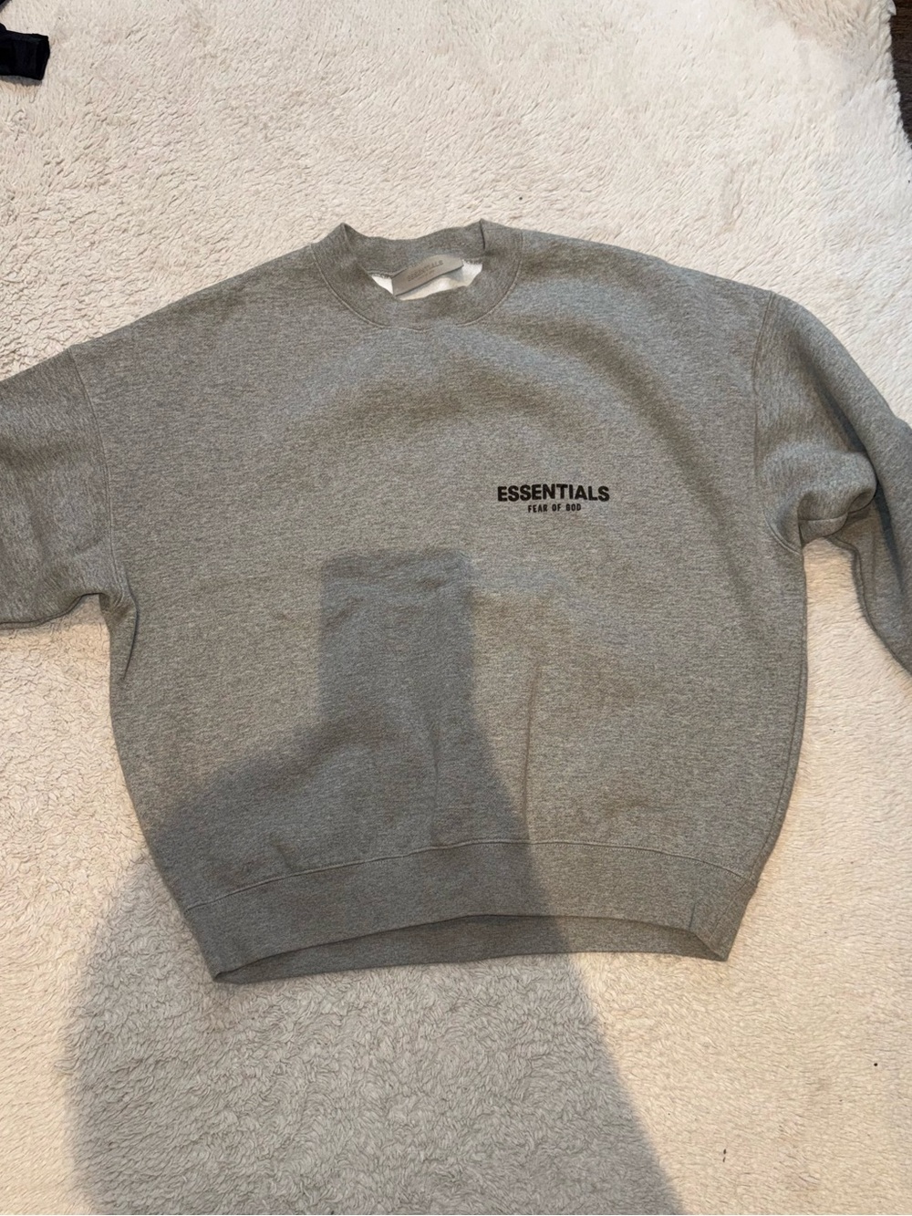 Fear of God ESSENTIALS Men’s Gray Crewneck Sweatshirt